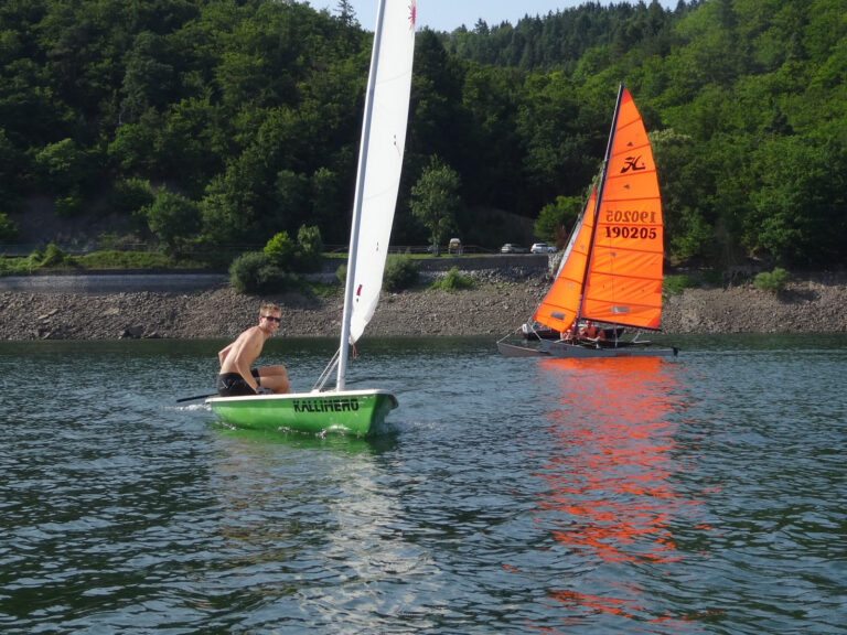 Laser hart am Wind auf dem Edersee