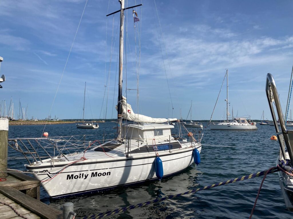 Molly Moon am Ausrüstungssteg in Eckernförde