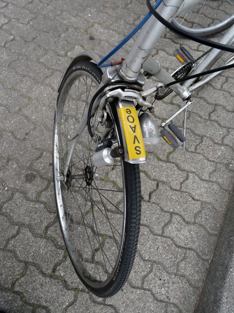 Im Lager stehen Fahrräder, die man für Einkäufe oder kleine Landausflüge nutzen kann.