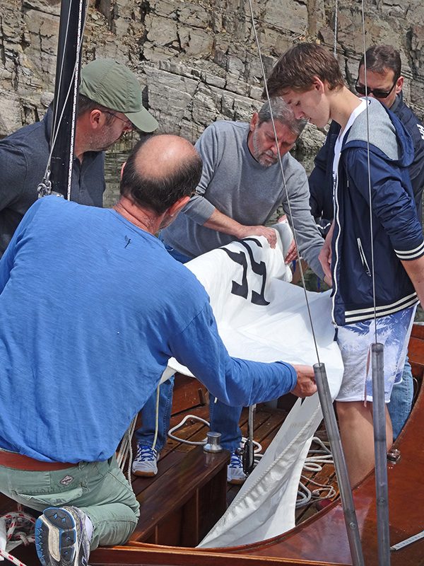 Gute Seemannschaft. Nur wenn die Boote ordentlich geführt und hinterlassen werden, haben alle Spaß