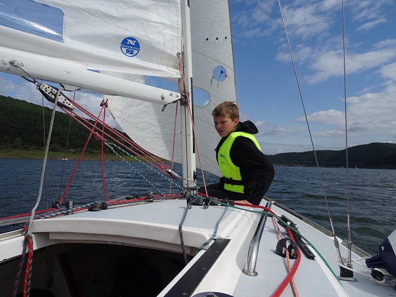 Ederseesegeln wie im Bilderbuch am Sonntag