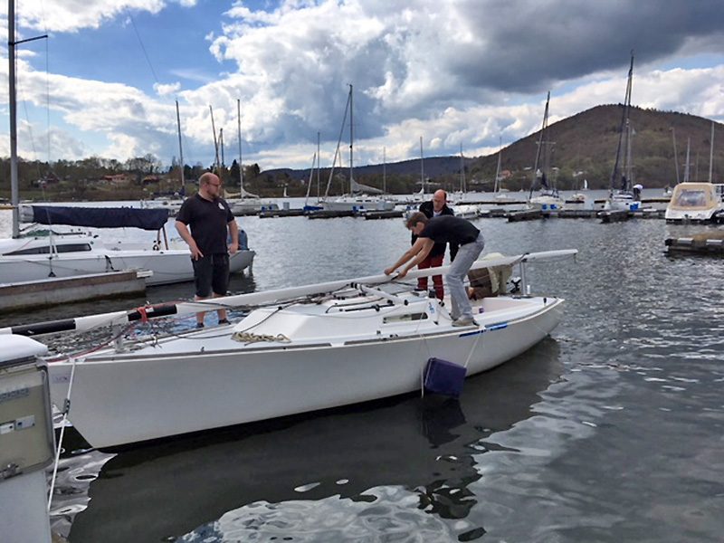 Start der Segelsaison. Kurz nach Ostern gehen die ersten Boote des USC-Kassel an den Steg in Rehbach.