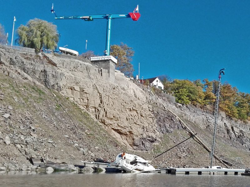 Dürresommer 2018. Die Steganlage bei Rehbach Ende Oktober. Mehr Bilder und Infos siehe unten