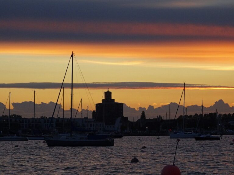 Saisonabschied von der Ostsee. Eckernförde im Abendlicht