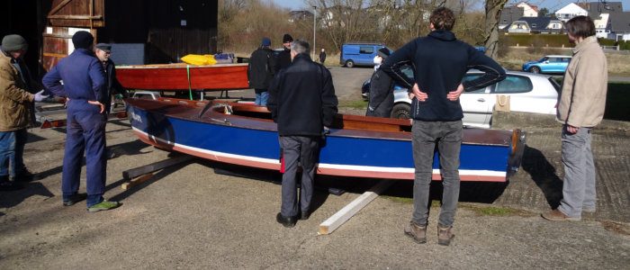 Bootsarbeiten Milan umdrehen, Bild 2