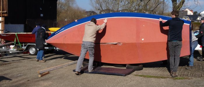Bootsarbeiten Milan umdrehen, Bild 6