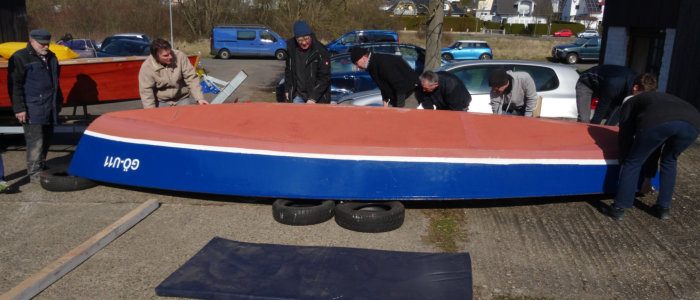 Bootsarbeiten Milan umdrehen, Bild 7