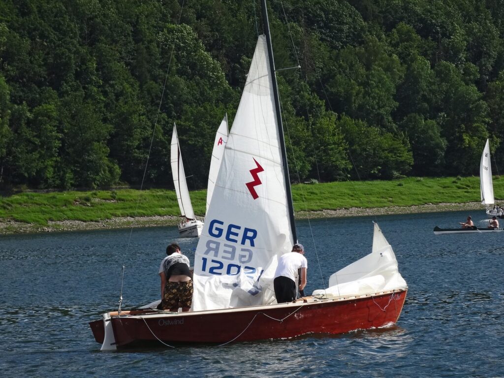 Segelsetzen bei Lightnng